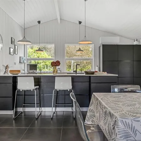 Hermine - 600m From The Sea By Interhome Løkken